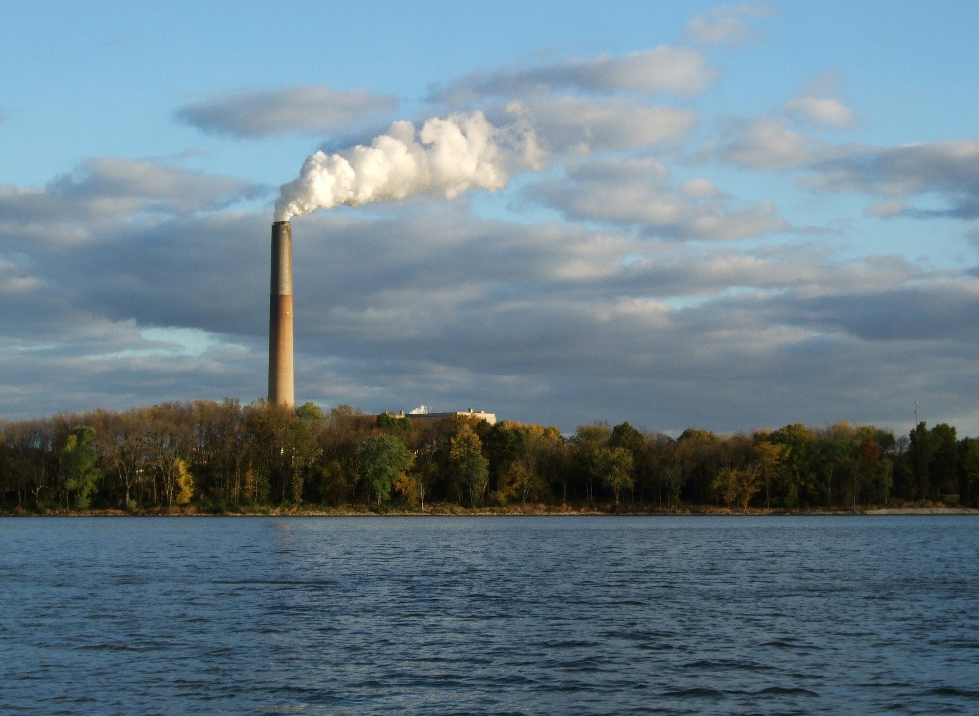 Indiana Urged to Crack Down on Merom Coal Plant’s Illegal Air and Water Pollution